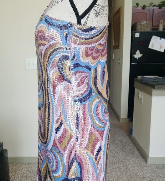 🔥 Retro Styled Sequin Dress 🔥 - Picture 5 of 8